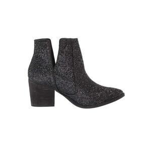 NEW NOT RATED women's fiera booties in black
